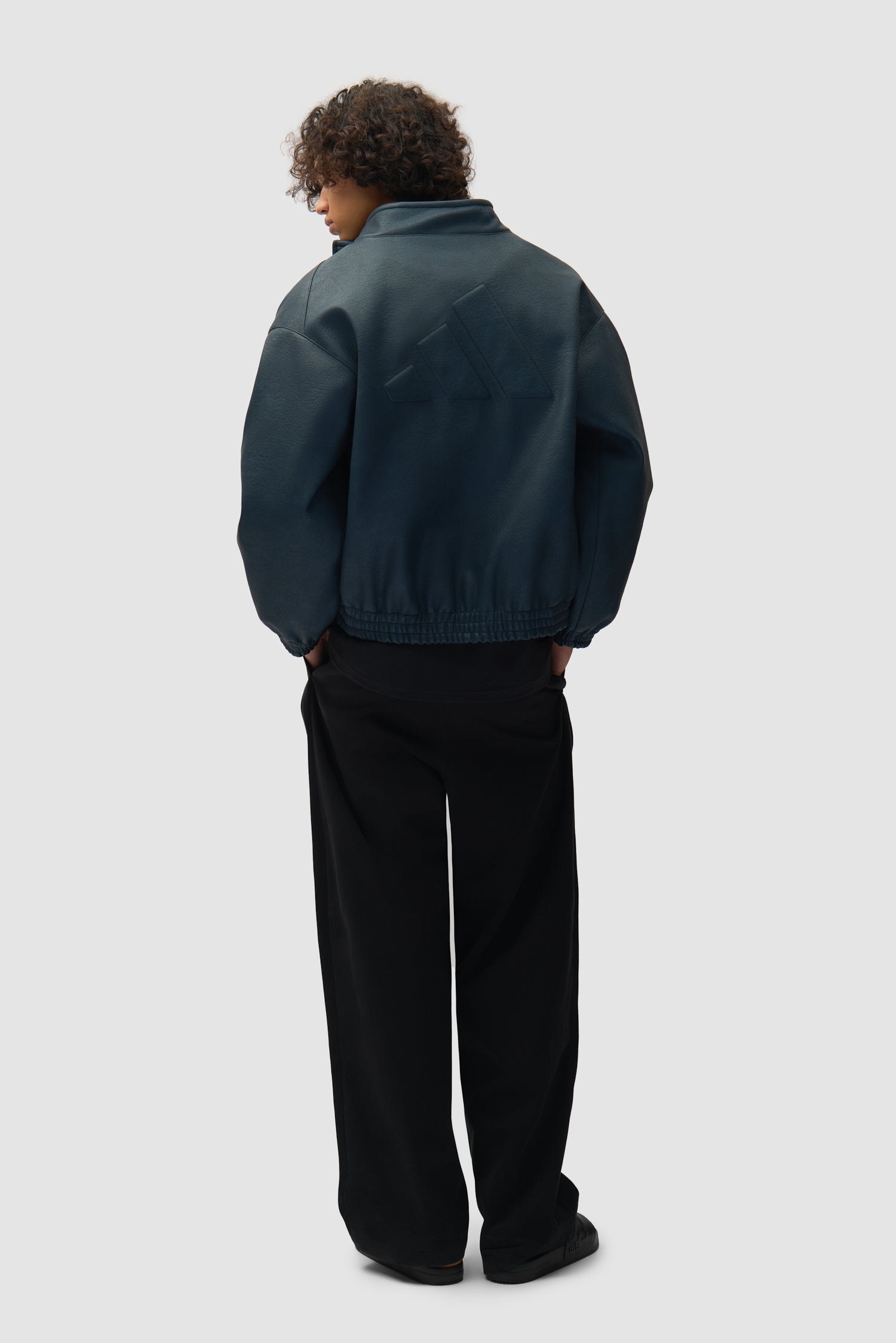 Veste en simili cuir Arte pour adidas - Bleu marine